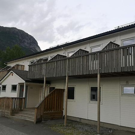 Kinsarvik Hostel Dış mekan fotoğraf